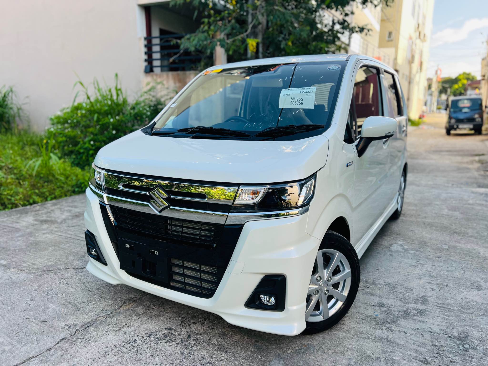 SUZUKI WAGON R CUSTOM Z 2025 BRAND NEW 0 Mileage Unregistered