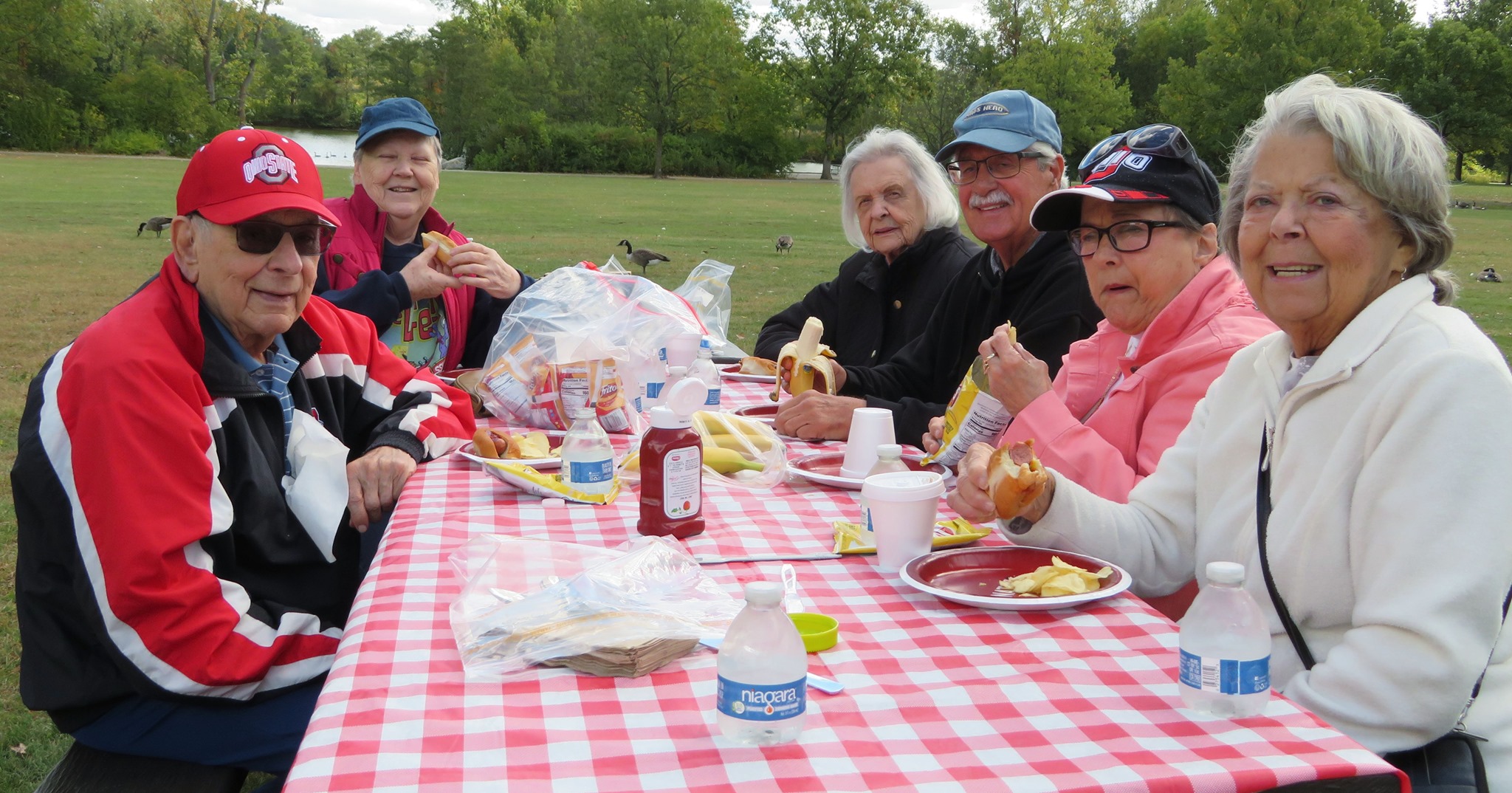 🎵The wheels on the... - Stone Oak Retirement Community | Facebook