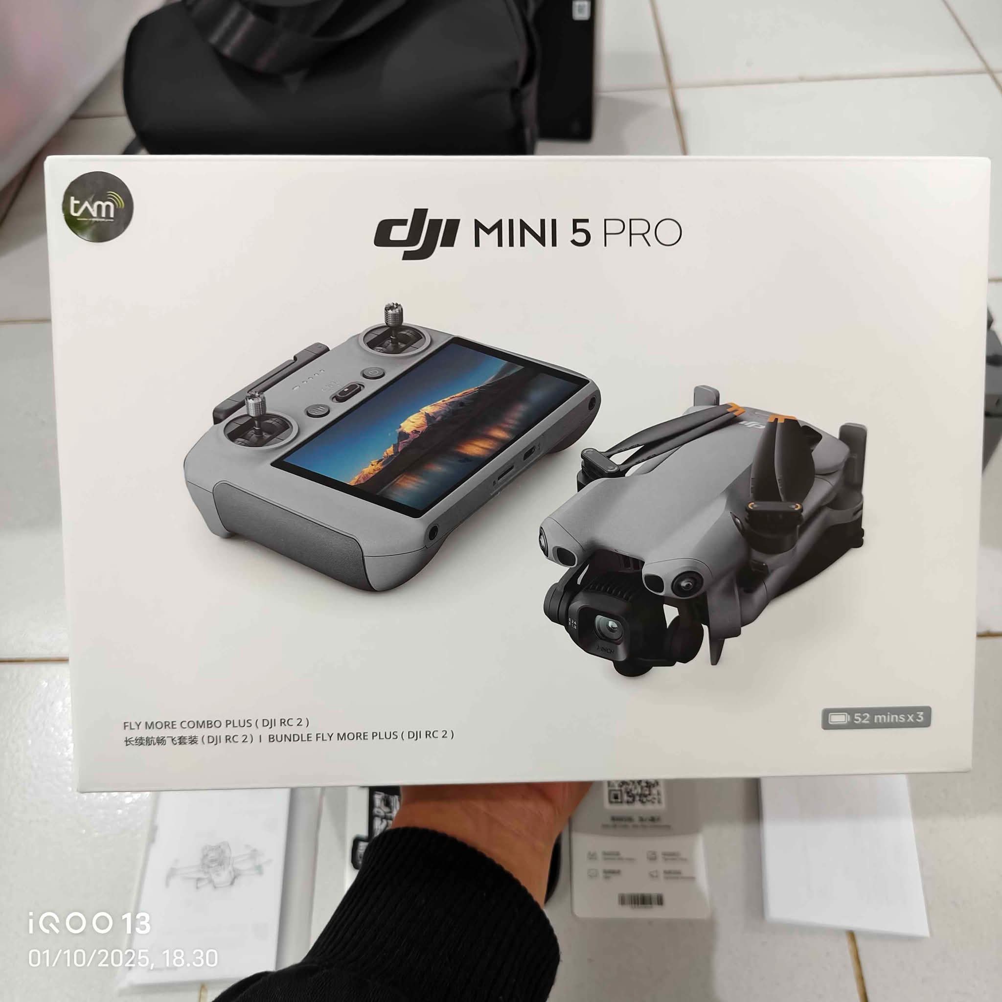 DJI Mini 5 Pro Fly More Combo Plus RC 2 BNOB - Camera Drones ...