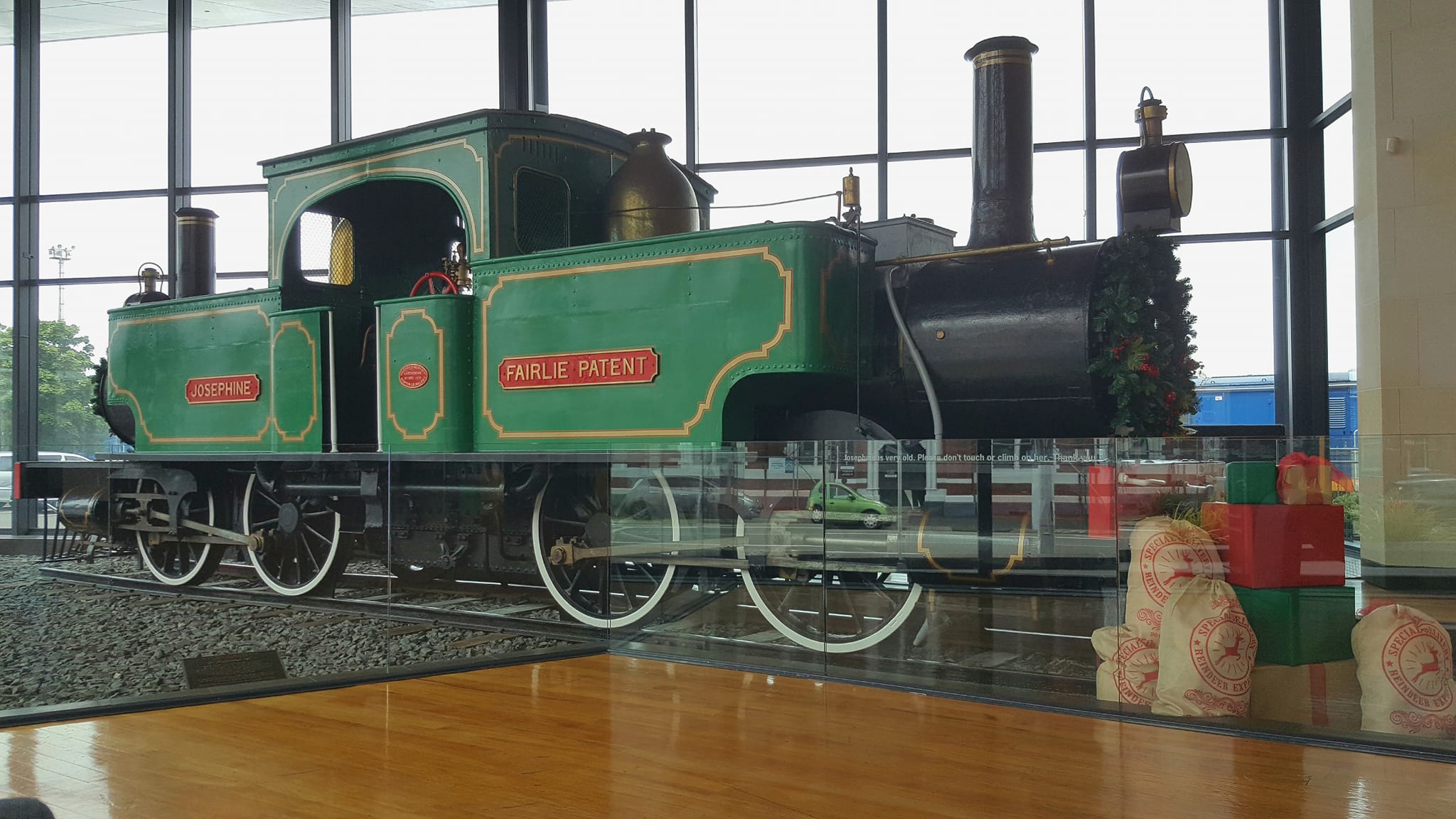Tokyo-Yokohama railway's 149th anniversary and locomotive no. 1