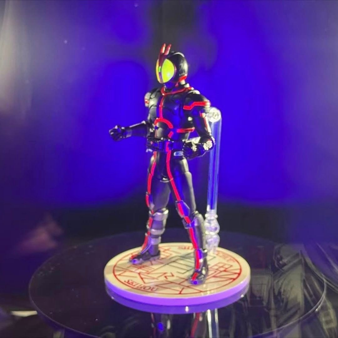 S.H.Figuarts Masked Rider Faiz Night Color Ver. figure review