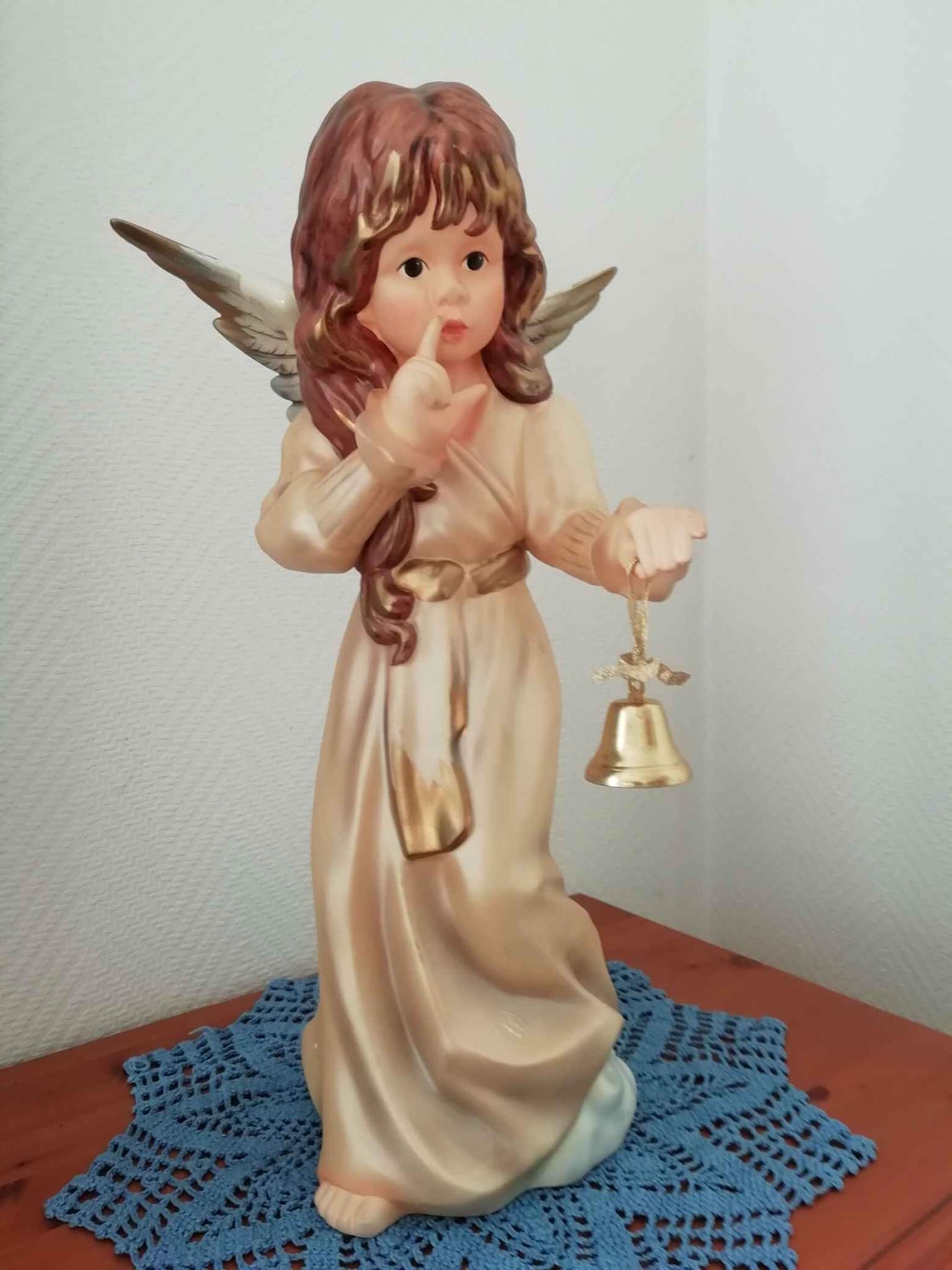 Goebel Engel ca 50 cm - Figurines - Aichtal | Facebook Marketplace