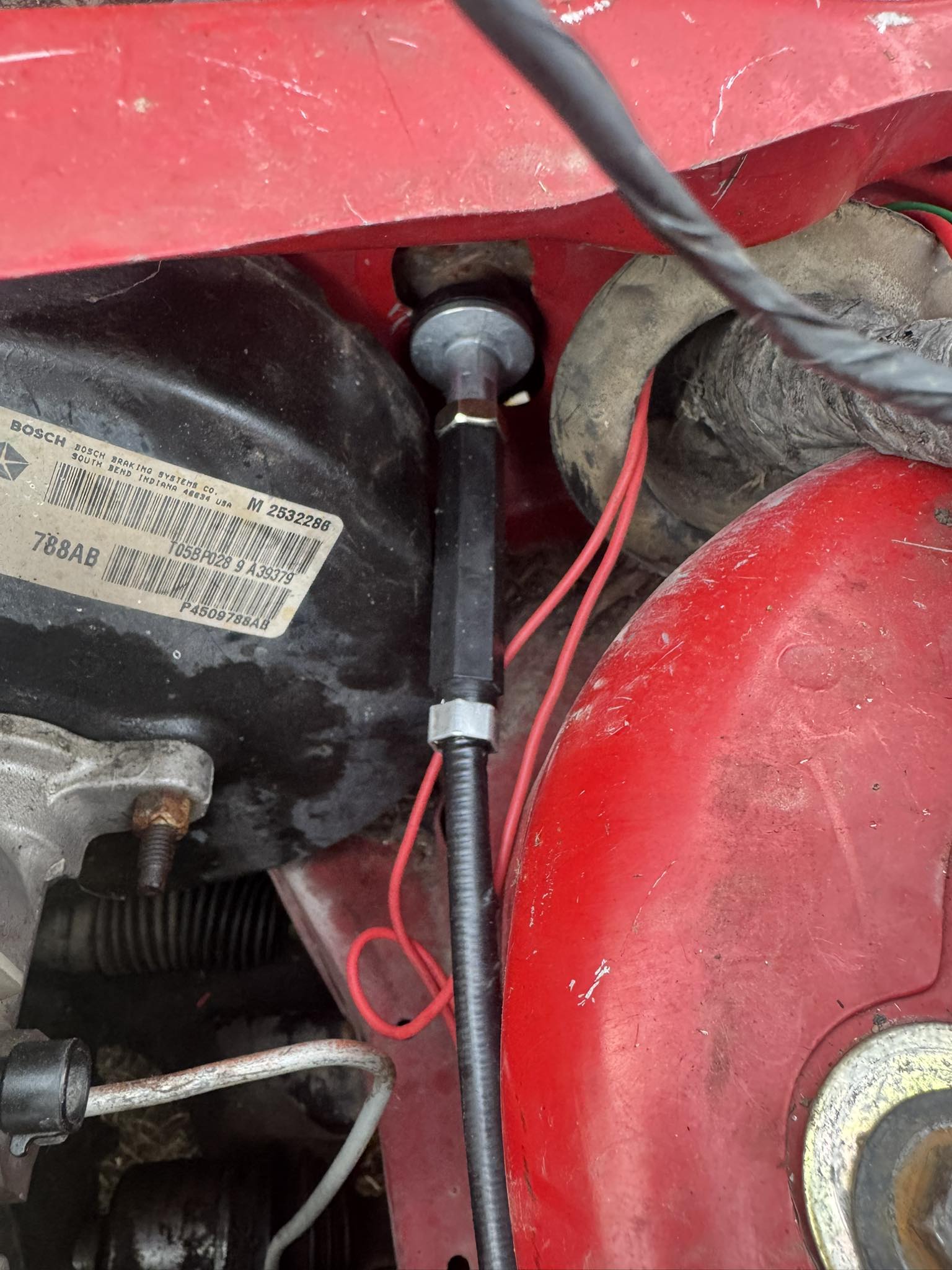 Adjusting clutch cable for proper engagement