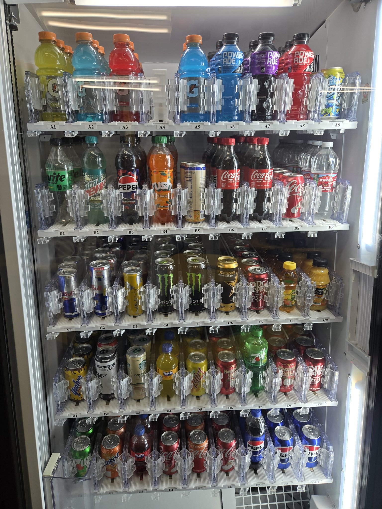 Dixie Bevmax 4 DIXIE NARCO Bev Max 4 / 3800 & 5800 Vending Machine