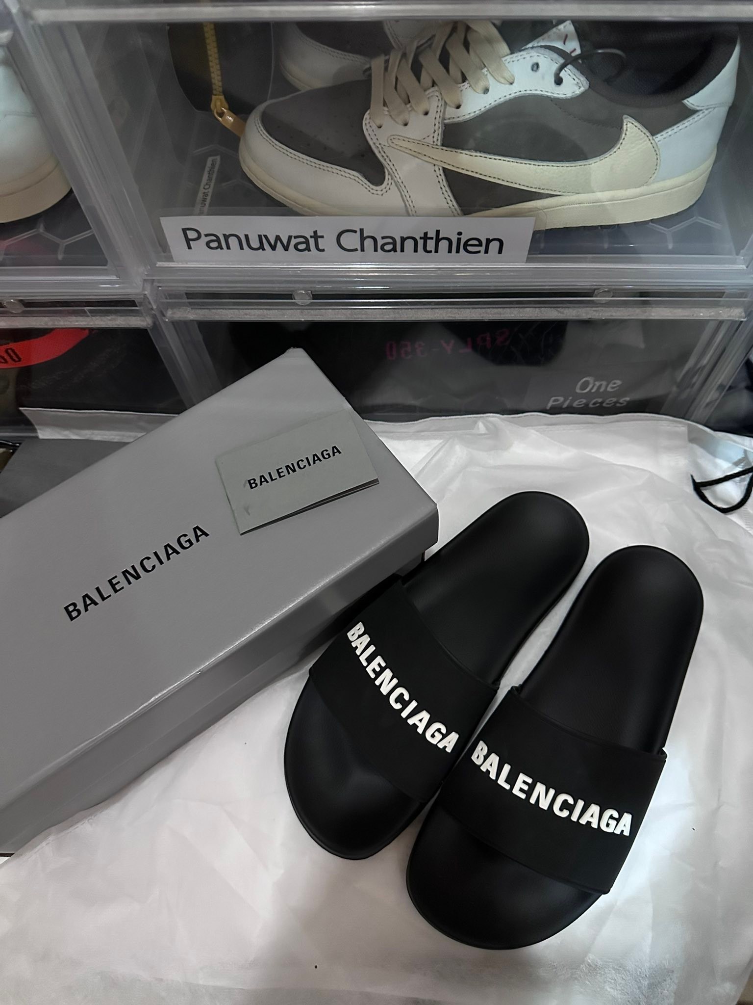 Balenciaga track 1 white gray black red Size : 41,42 Price : 25,500฿