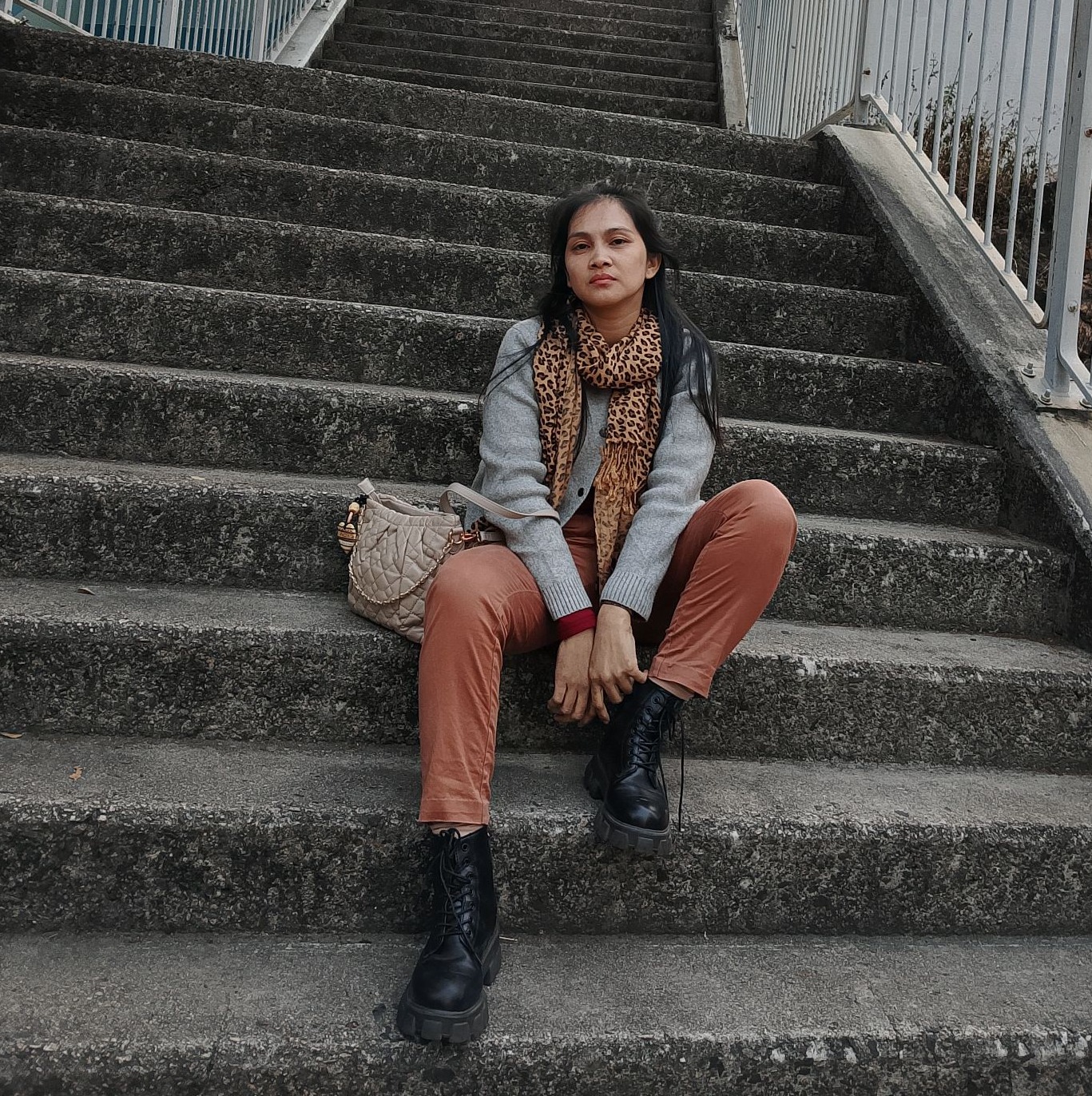 PART 2. LINDA WALKER ----------------------------------------- Siya si ...