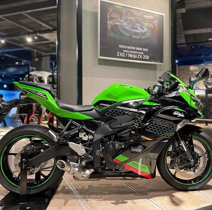 🇯🇵 KAWASAKI NINJA ZX-25R 🇯🇵 💚 SMALL ENGINE • BIG SOUND • PURE