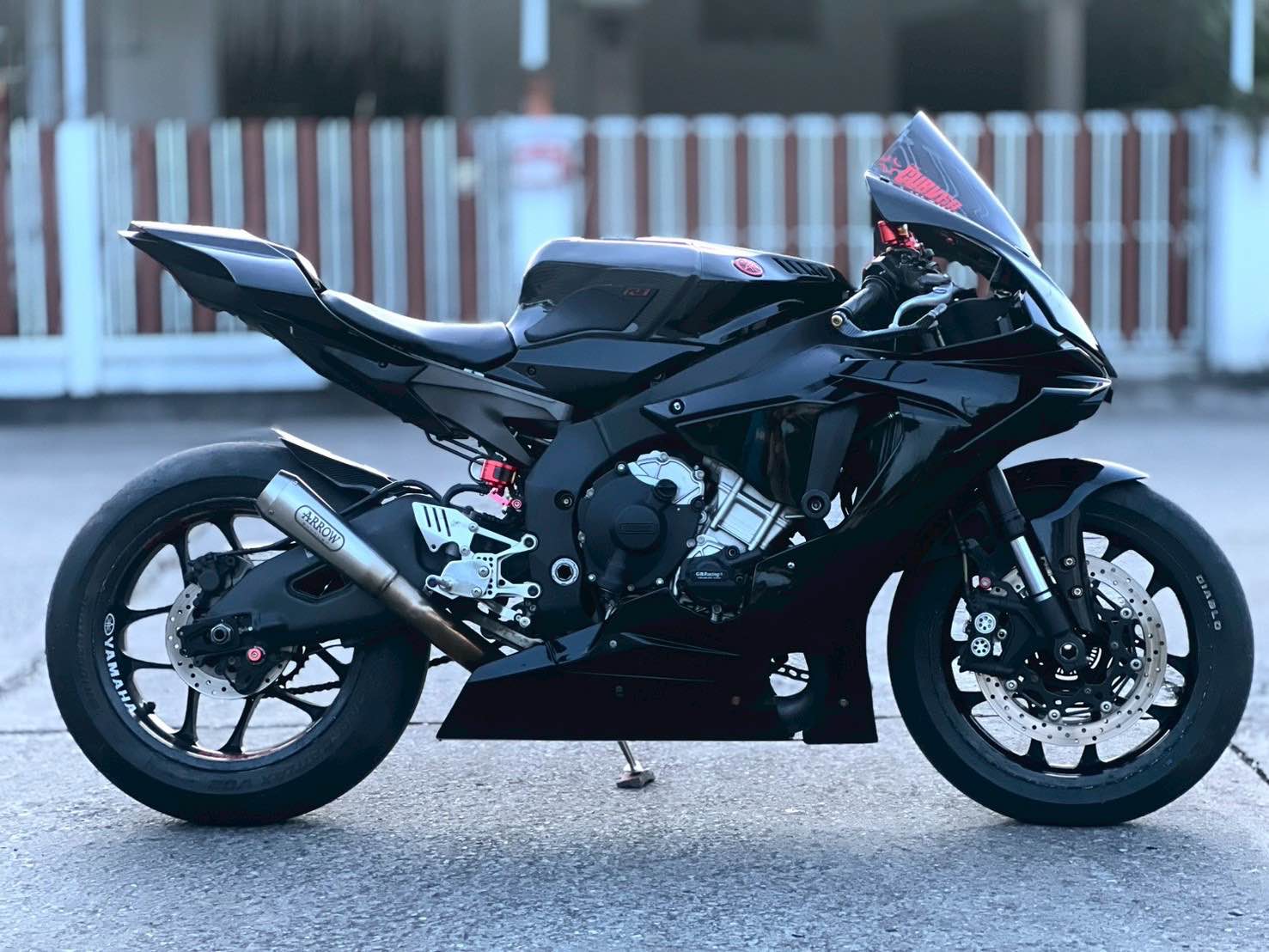 2016 Yamaha R1