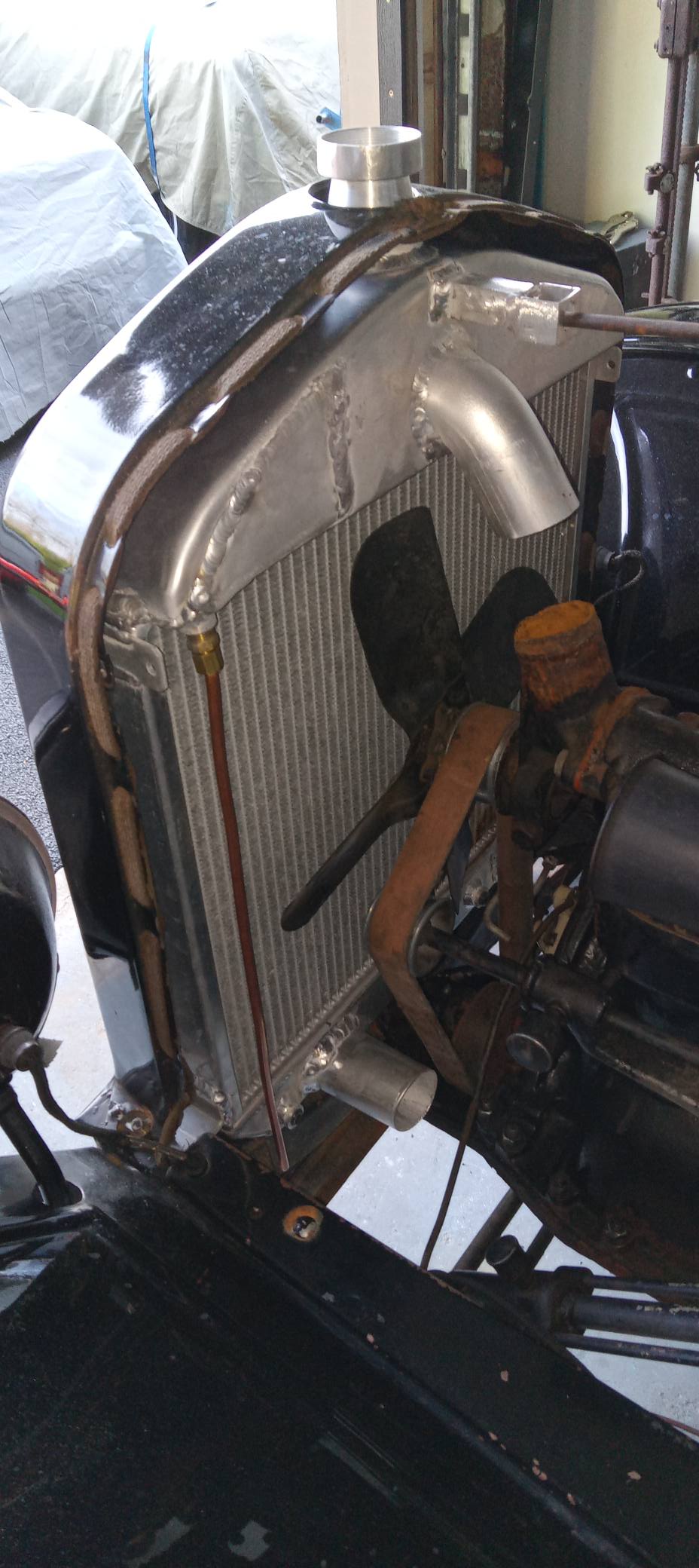3-Row All Aluminum Radiator For 32 Ford Lowboy With Ford Engine – Chopped, TIG Welded