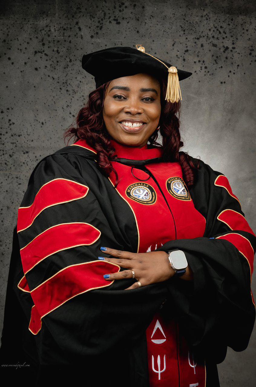 nursing school graduation dress University Of Hartford Inaugurates Seventh President Brand:Safavieh Couture