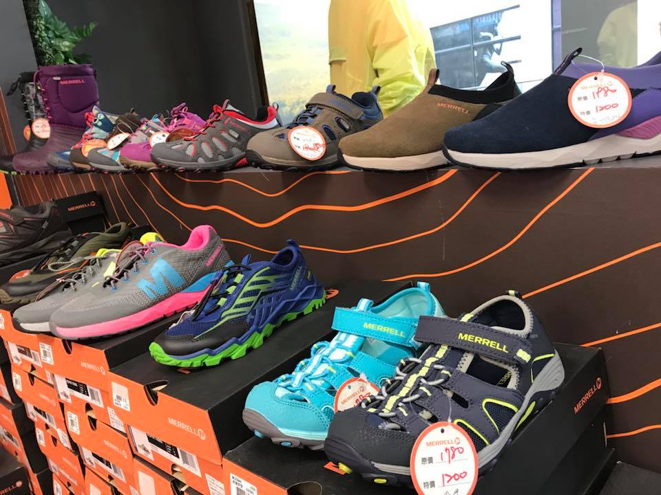 Merrell - outlet 價格全曝光！絕對是先搶先贏的概念啊⋯⋯！ | Facebook