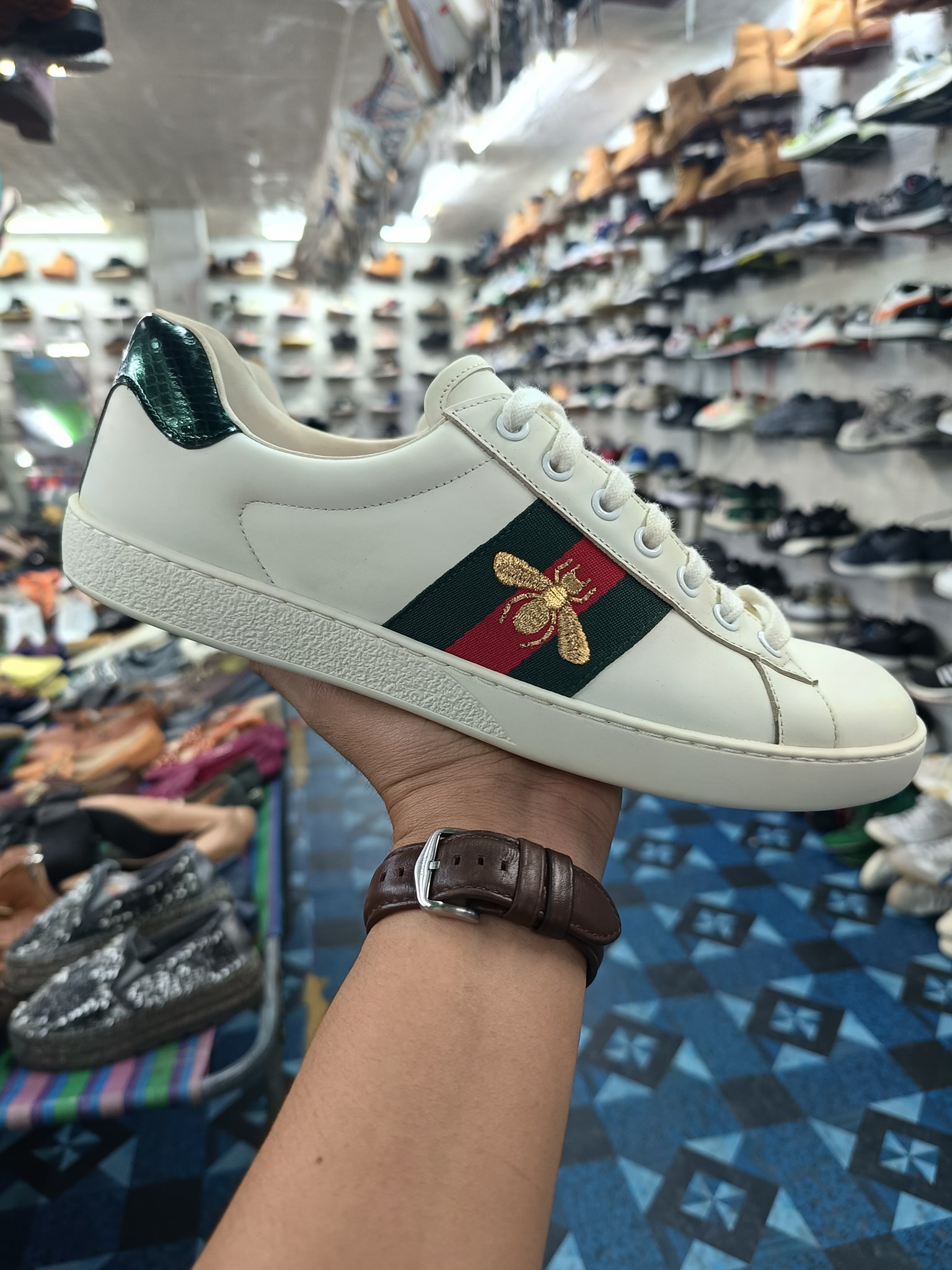 Sold??? Gucci Ace leather sneakers Size 9 excellent condition