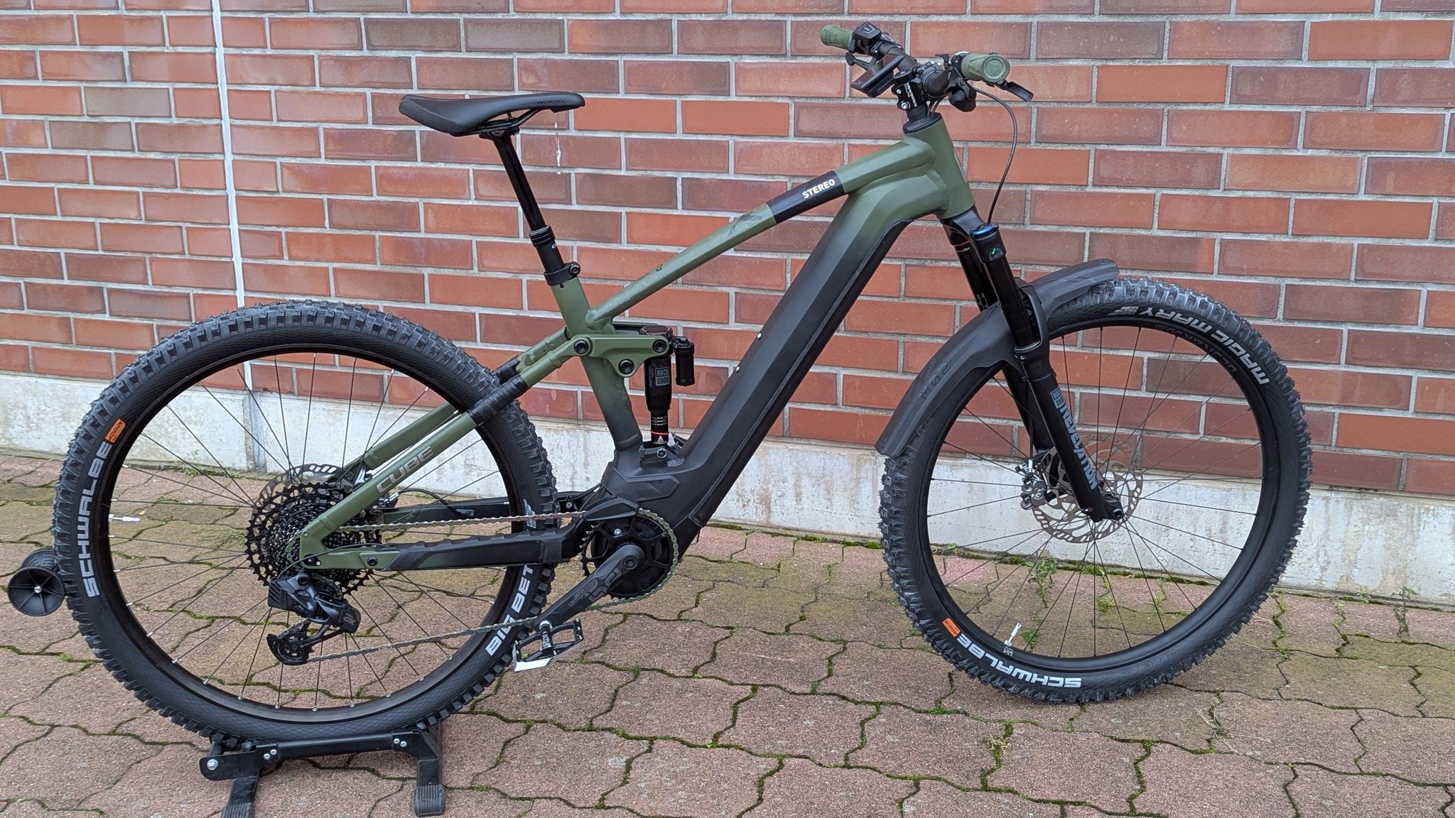 fahrradhelm signalfarbe Abus Urban-I 4.0 AMFUN Fahrradcomputer kabellos, 2,2-Zoll-LCD-Bildschirm, Geschenk-Idee Color:Cast blue metallic / dark navy / white mountains