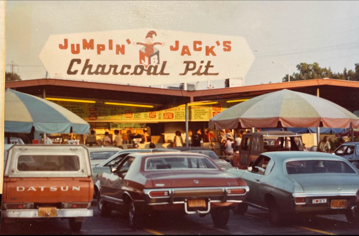 Very cool vintage photo of jumpin jacks