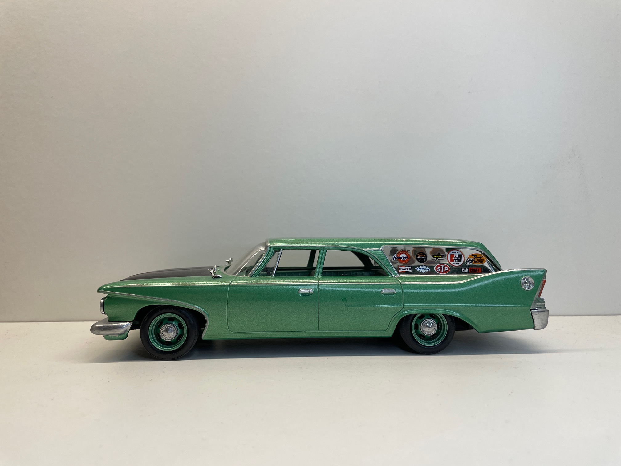 Custom 1960 Jo-Han Plymouth wagon model with green pearl paint
