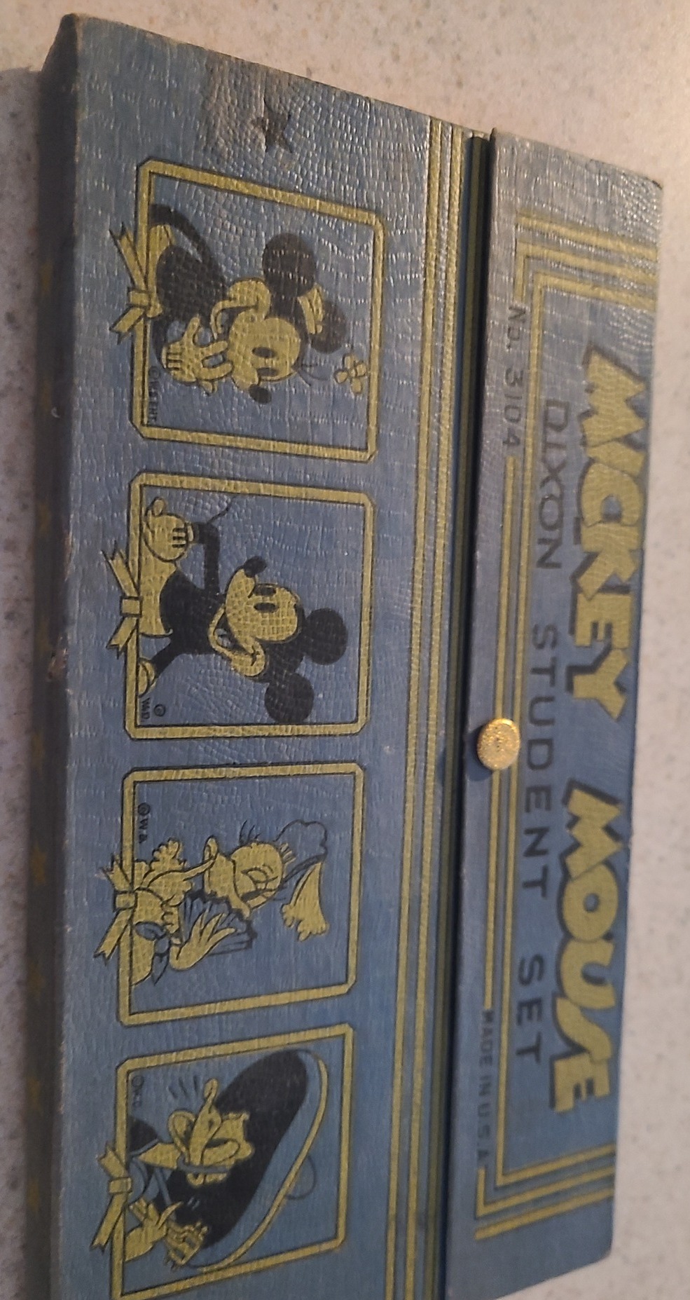 Vintage Disney game set with artwork