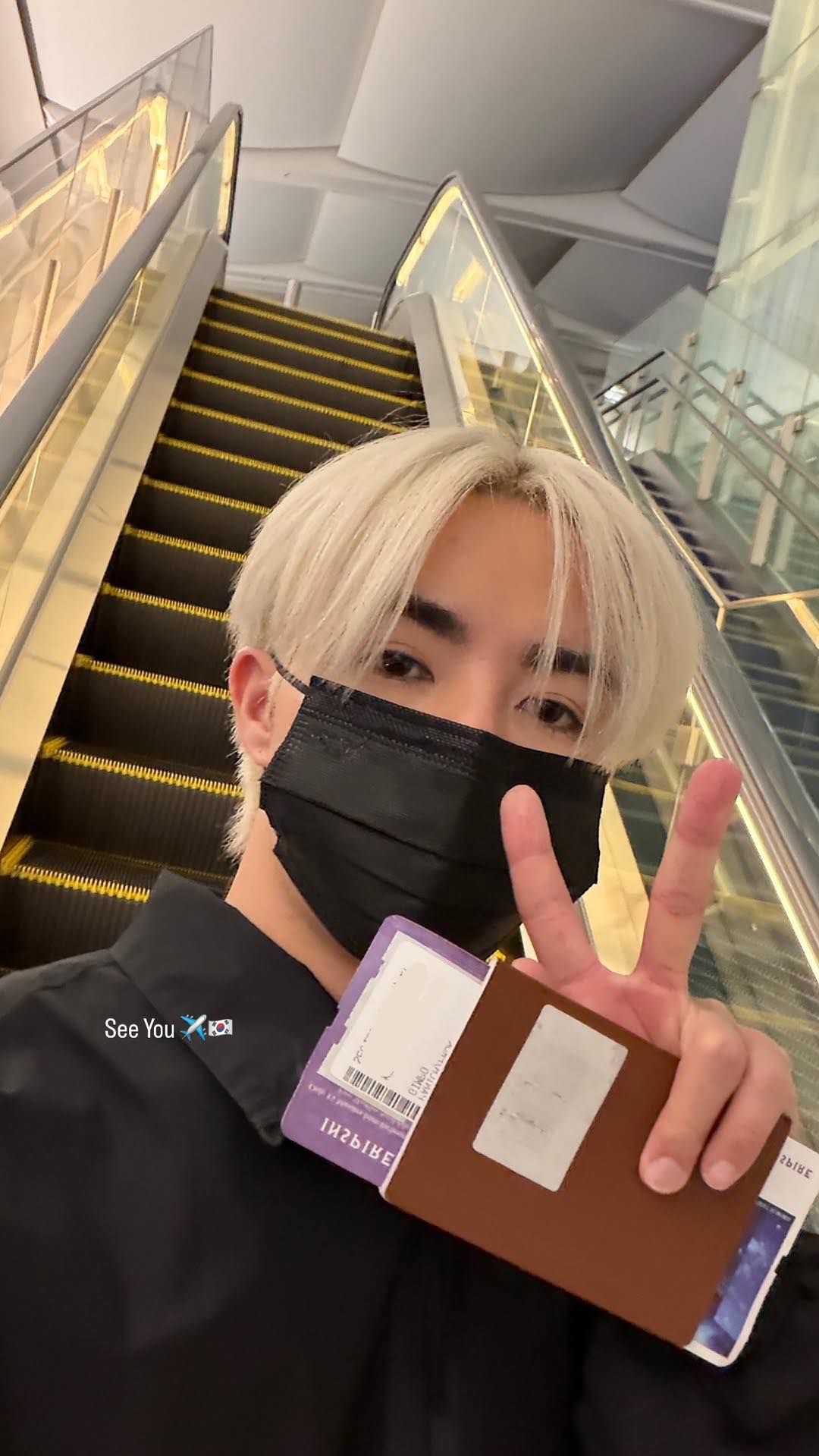 ZeePruk 1st Fan Meeting “𝙕𝙀𝙀 𝙔𝙊𝙐 𝙄𝙉 𝙏𝙃𝙀 𝙋𝘼𝙍𝙏𝙔