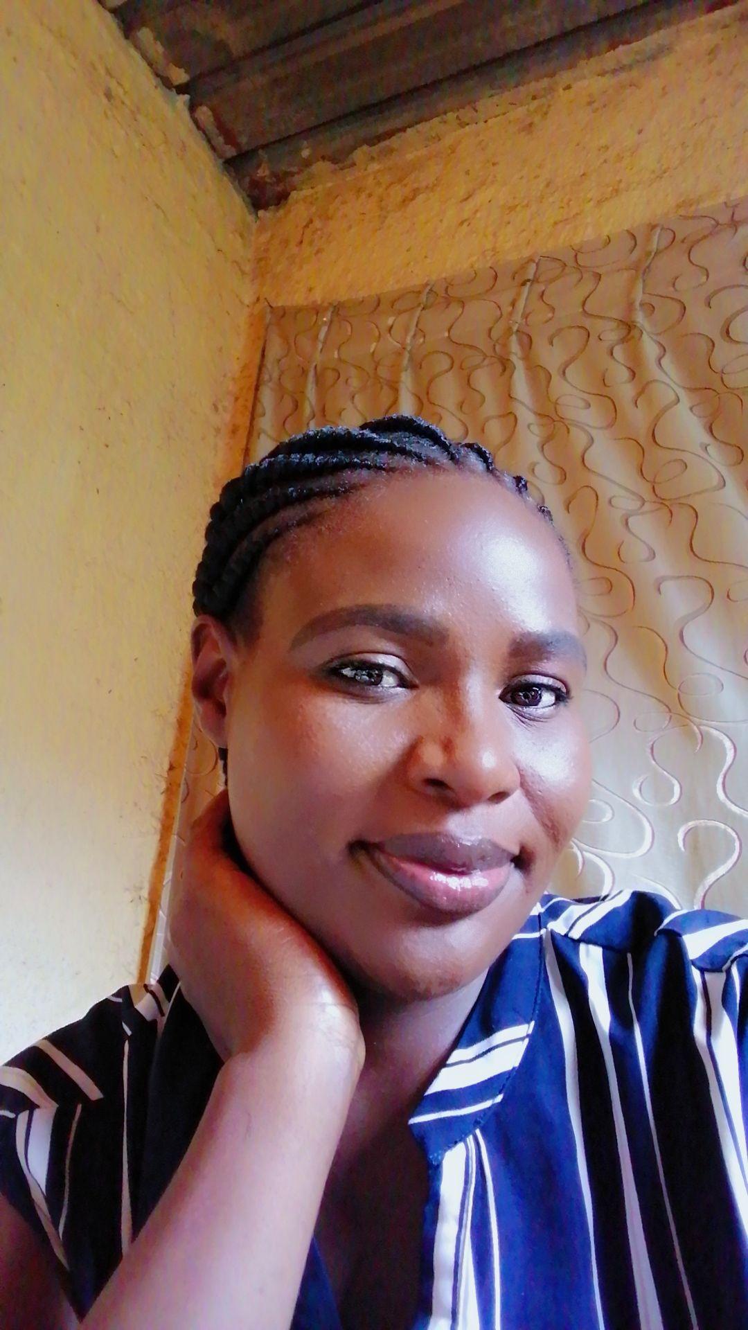 Conny Mapaike