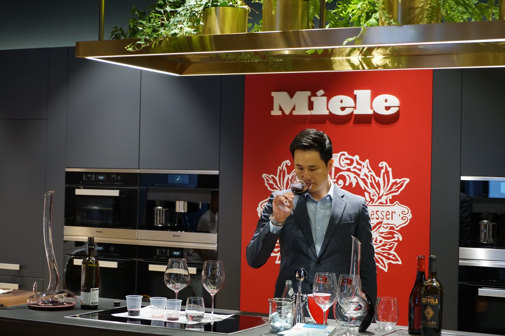 Miele - [ 리델 앰버서더 유영진 소믈리에와 함께한 밀레 와인 클래스 ] 9월 25일, 밀레...