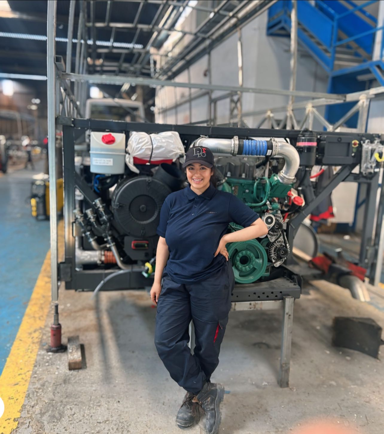 Soudeuse 👩‍🏭 #setcar #volvo Setcar... - Ghada Dhawedi Dridi | Facebook