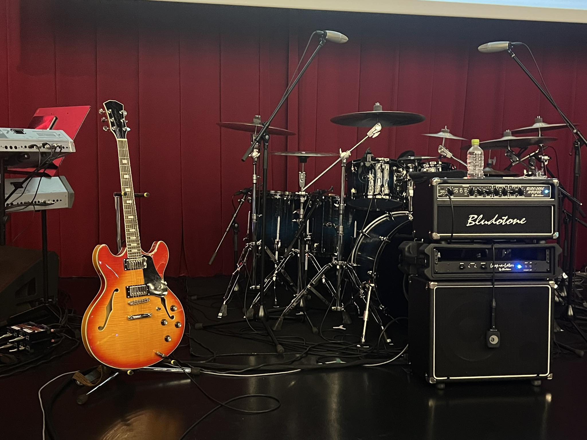 ラリーカールトン。相変わらず素敵なギターを聴かせてくれました 