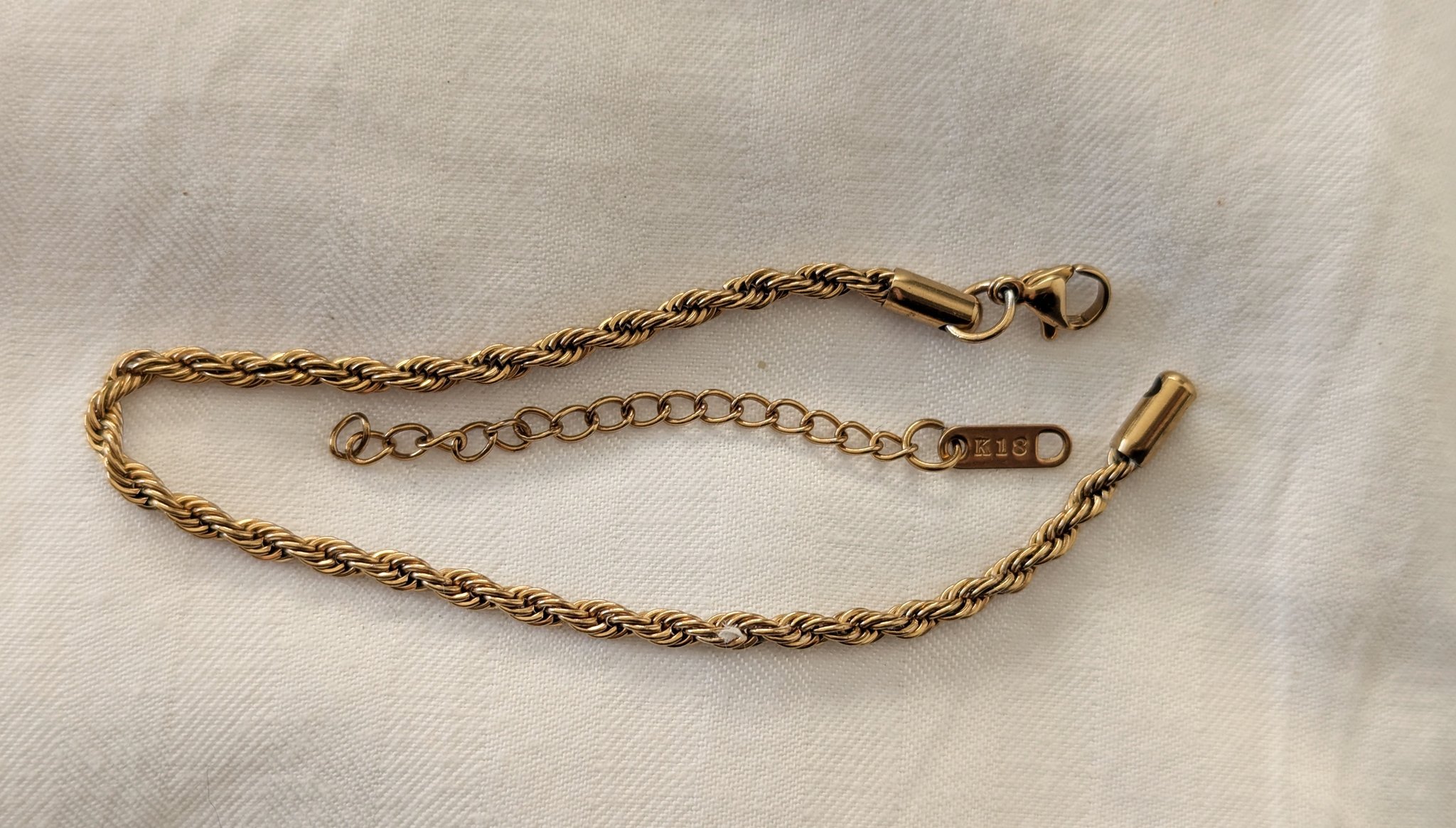 What does k18 mean on jewelry?