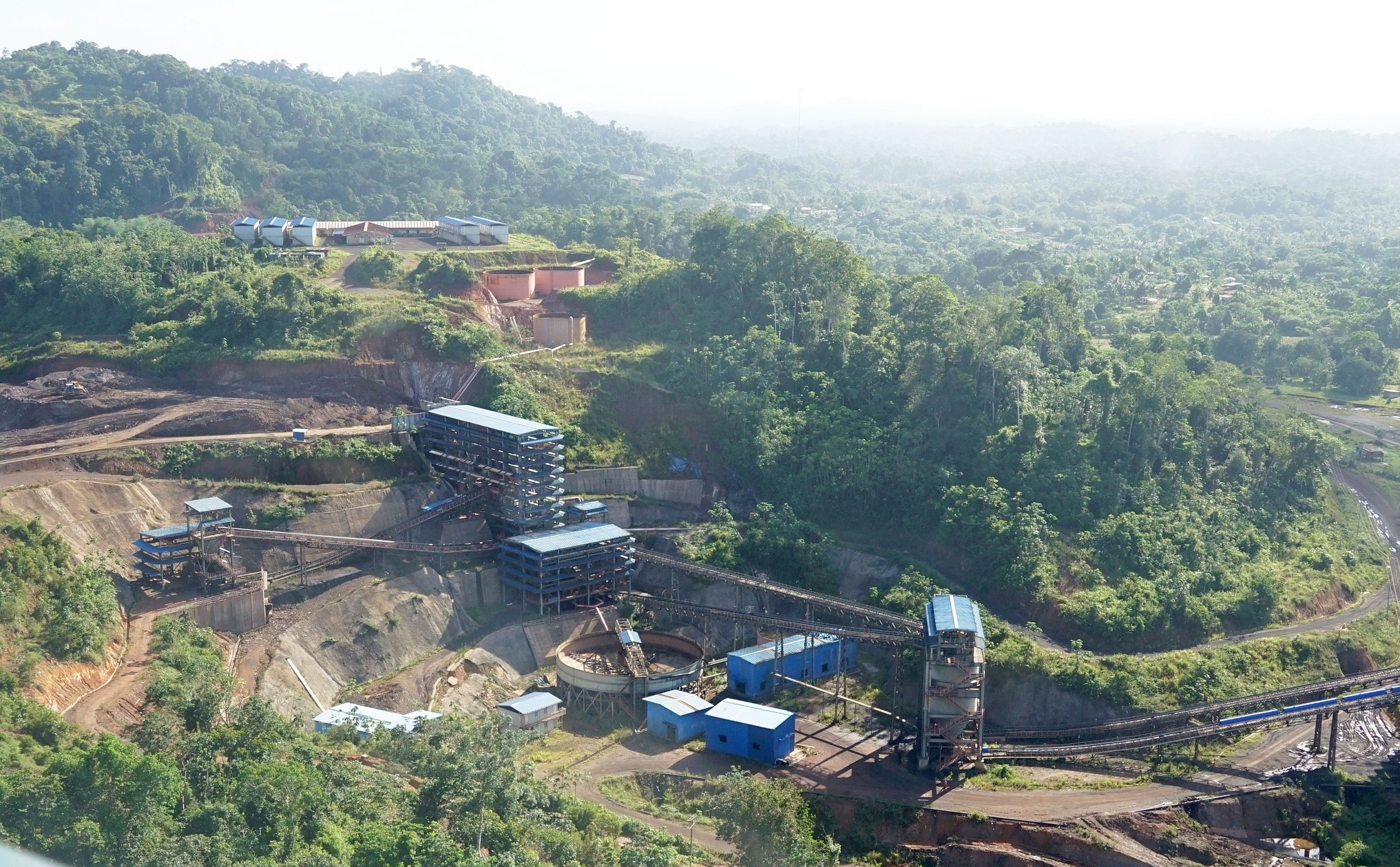 Explore Essequibo | The manganese deposits at Matthews Ridge in Guyana ...
