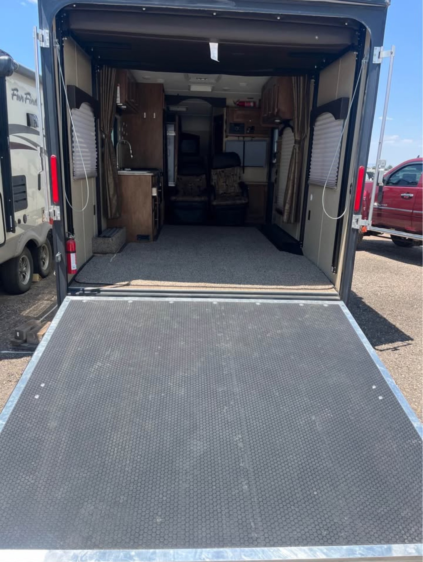 2018 Omega weekend warrior ss1900 toy hauler - RVs & Campers - Sturgis ...