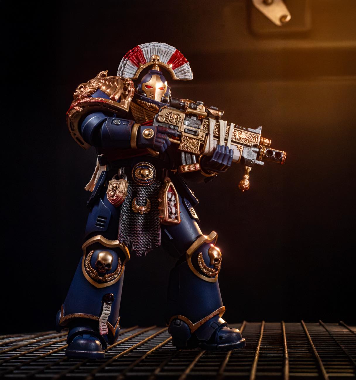 Ultramarines Relic Secundus 1/18 scale figure by JoyToy