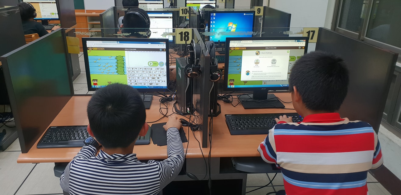 2個完成Coding Adventure... - 新北市頭湖國小 CodeMonkey Club | Facebook