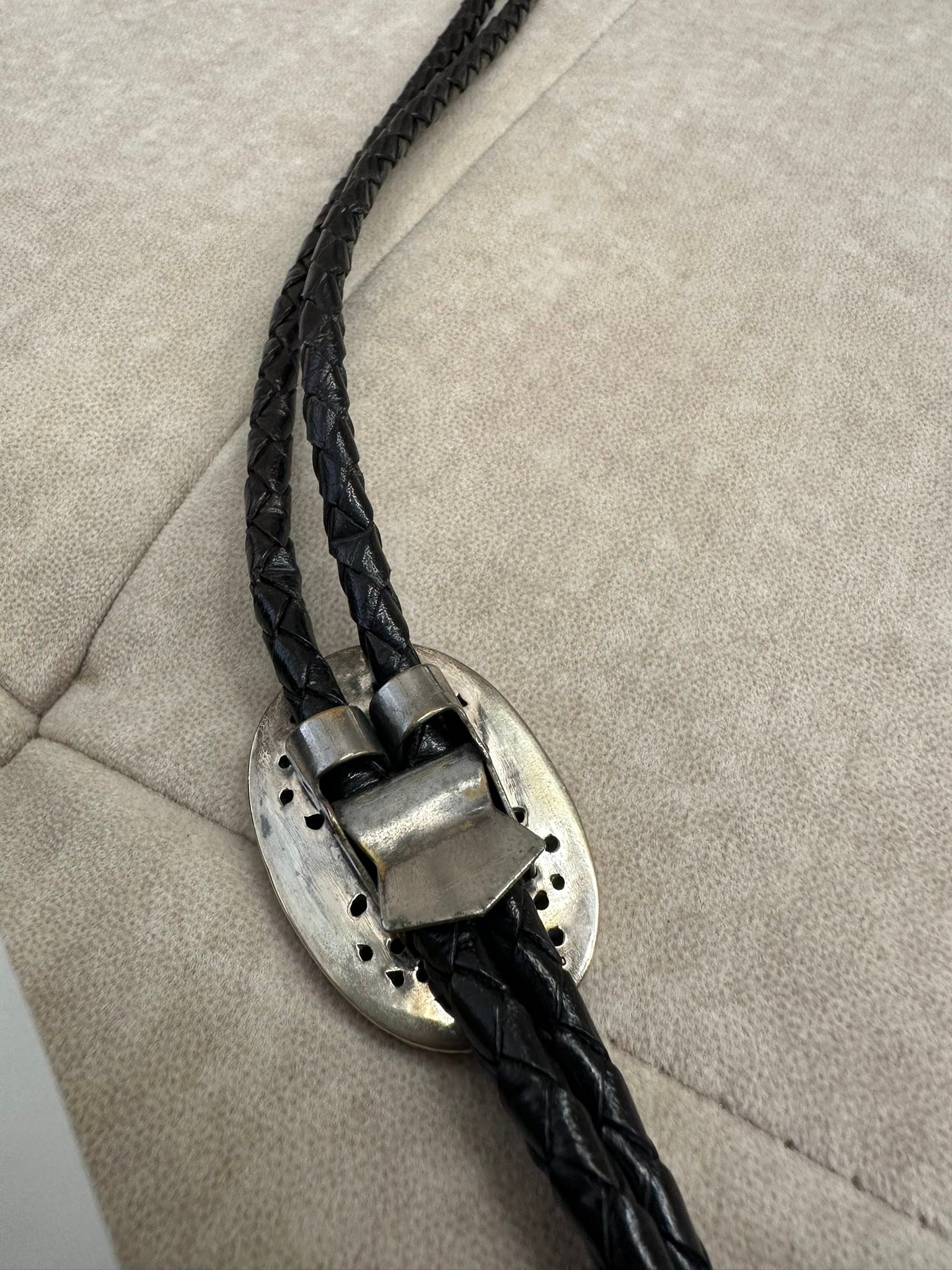 目的：販售名稱：Chrome Hearts bolo tie oval tiny 尺寸：F 狀況：9成