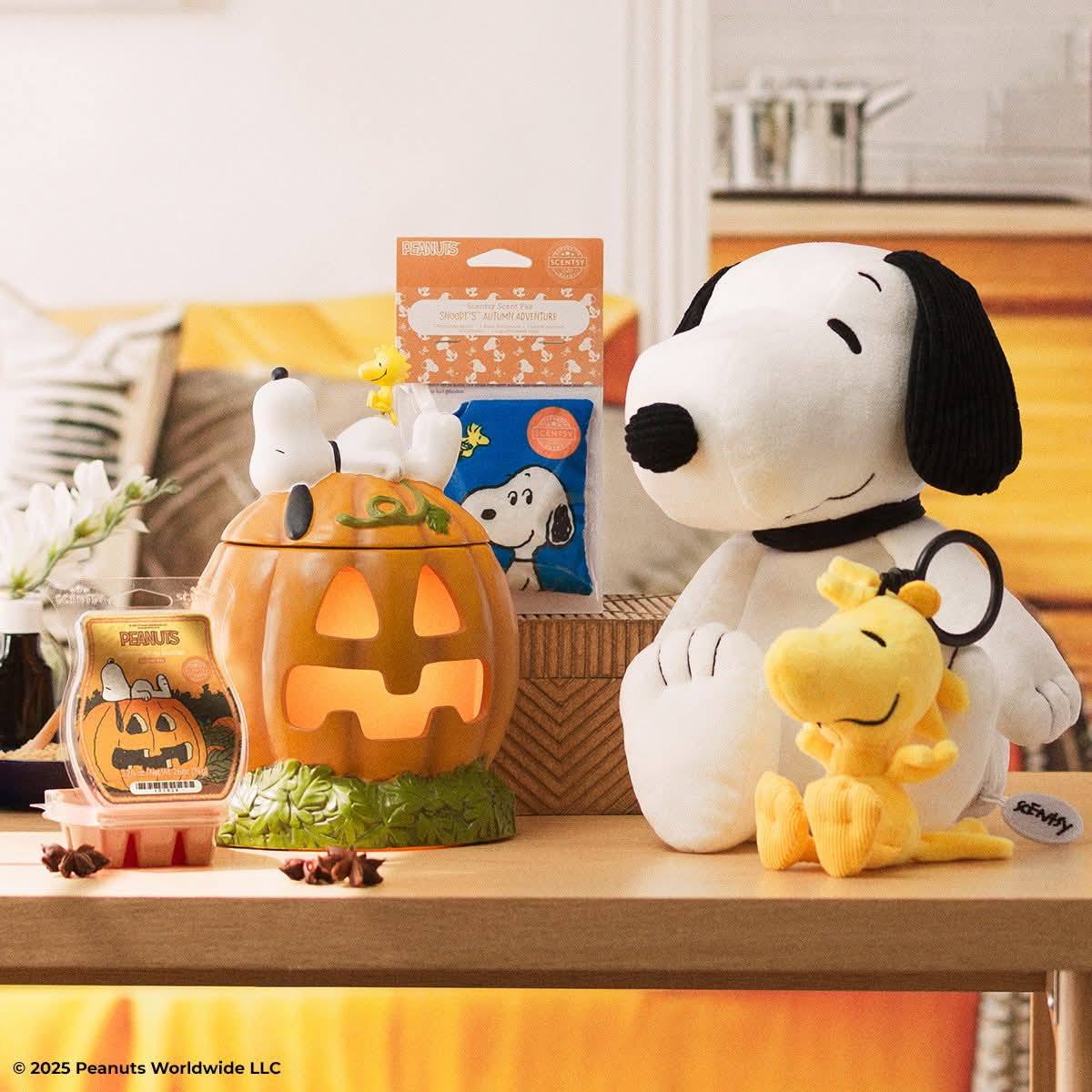 Native x Peanuts Collab! Native has teamed up with Peanuts for a