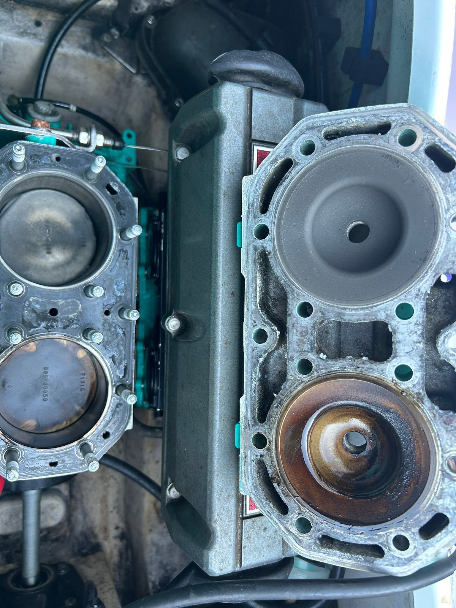 破損 Well crap! I'm I correct to guess oil pump failure? 1995 750 ZXi