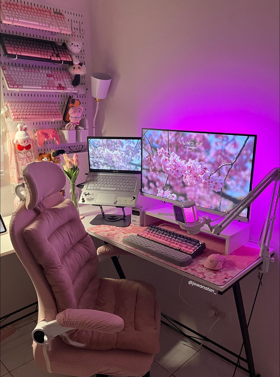 Workspace Setup Addicts | Desk setup update🌸 | Facebook