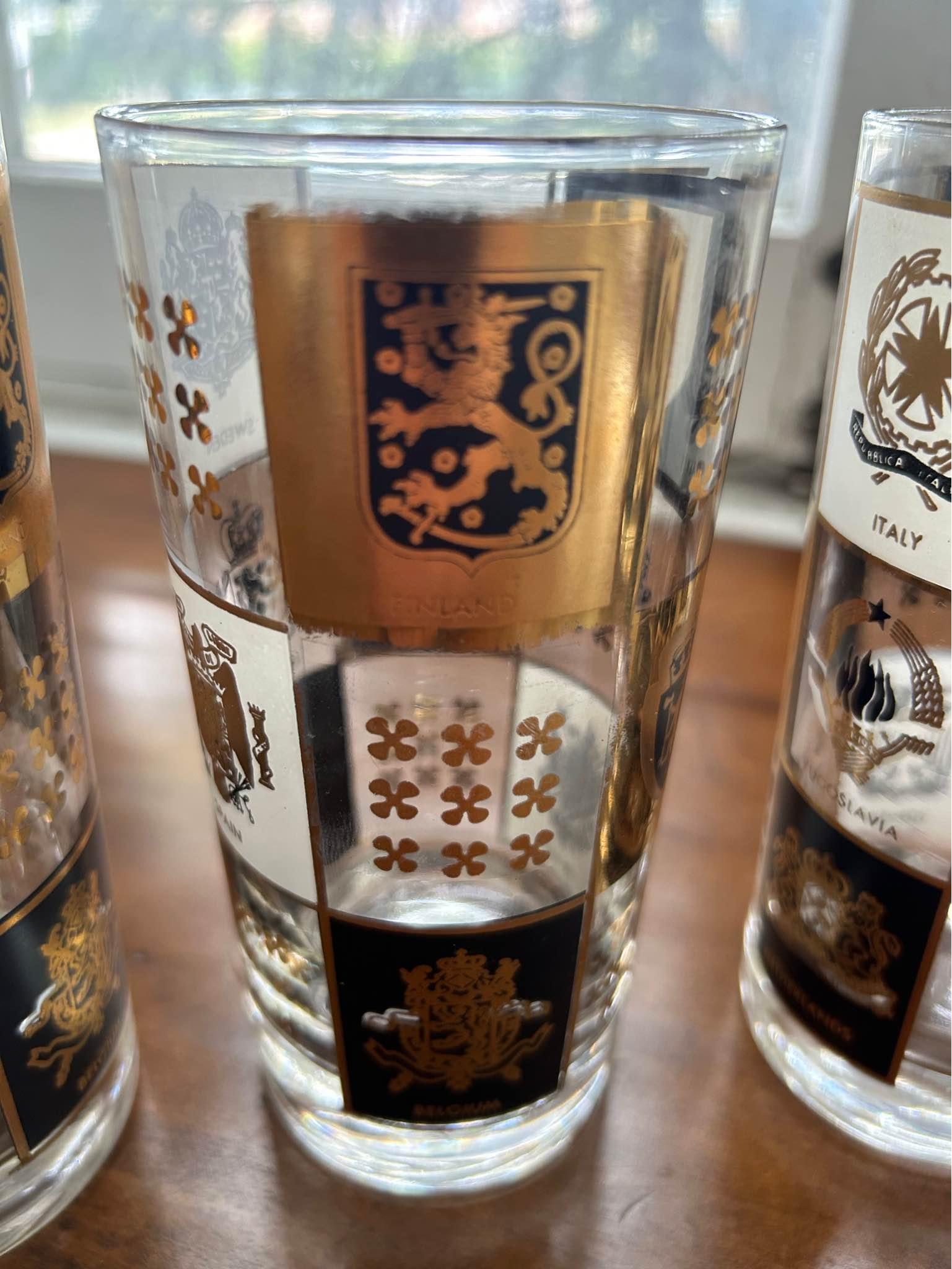 Mid century glassware by Fred Press display picture 1