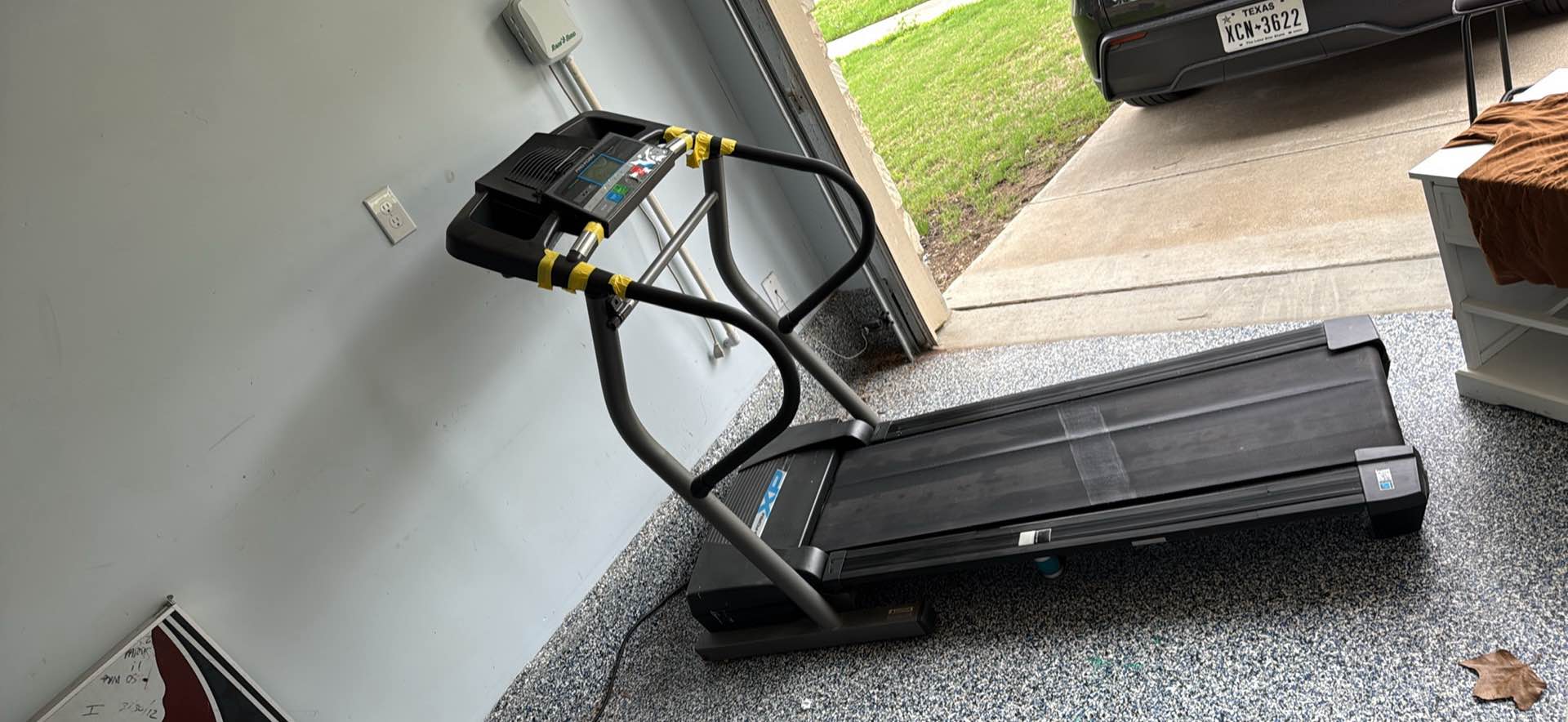 ProForm XP Treadmill – Works, Needs Minor Maintenance - Treadmills ...