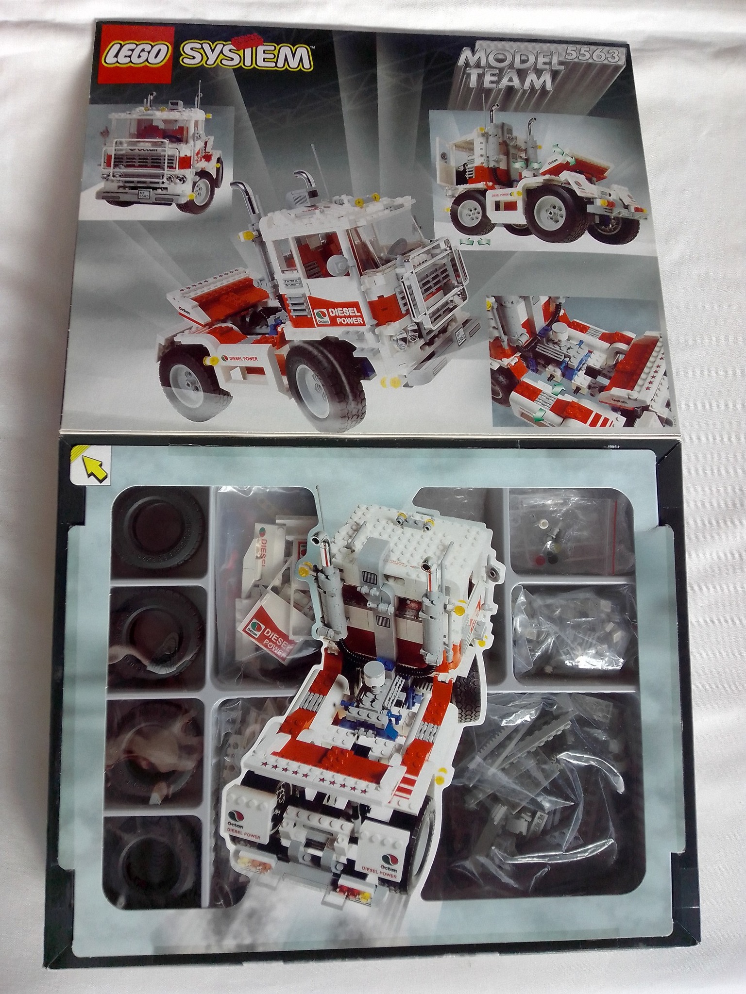 Just received Lego Model Team 5563 Racing Truck from 1999 ! A real 