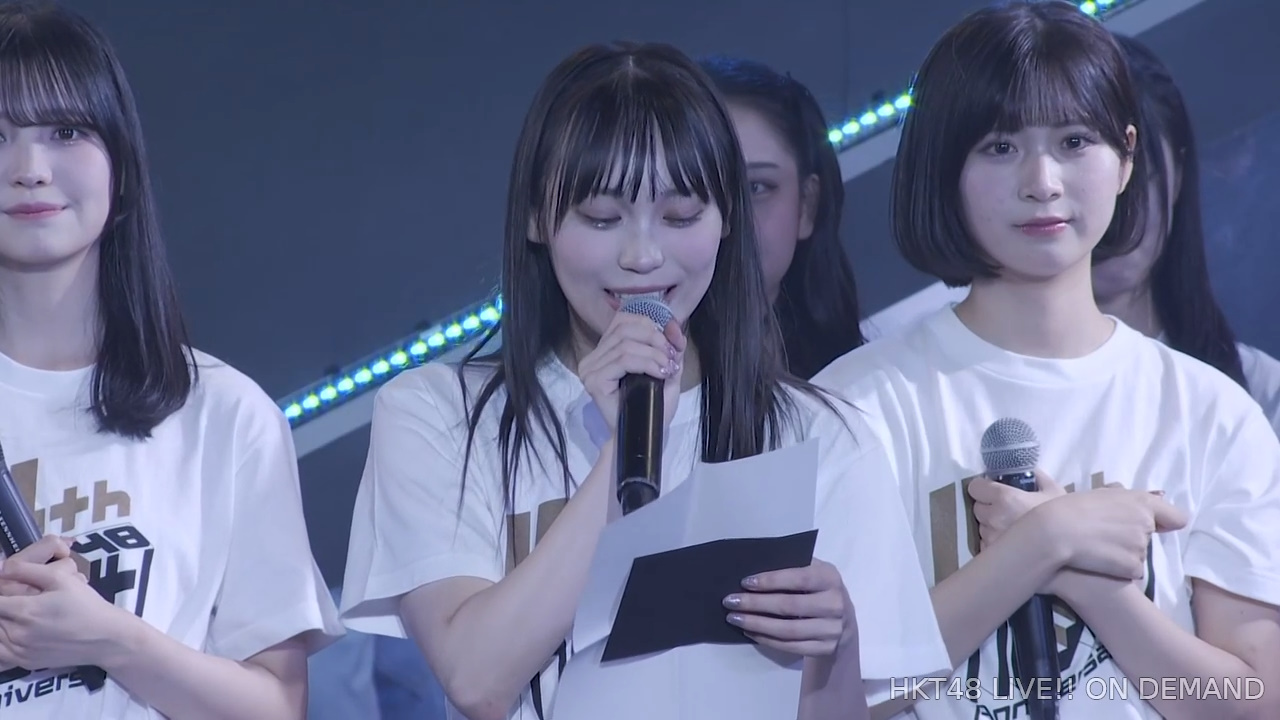 HKT48 promotes 2 members to regular status