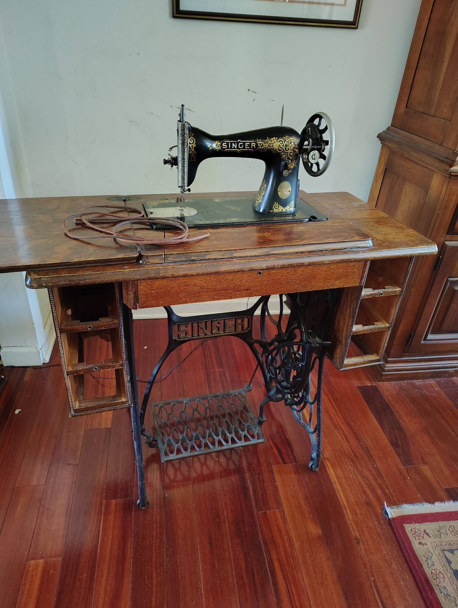 洋書 SELPService Number17F/W2002 Where to find manual for vintage sewing machine?