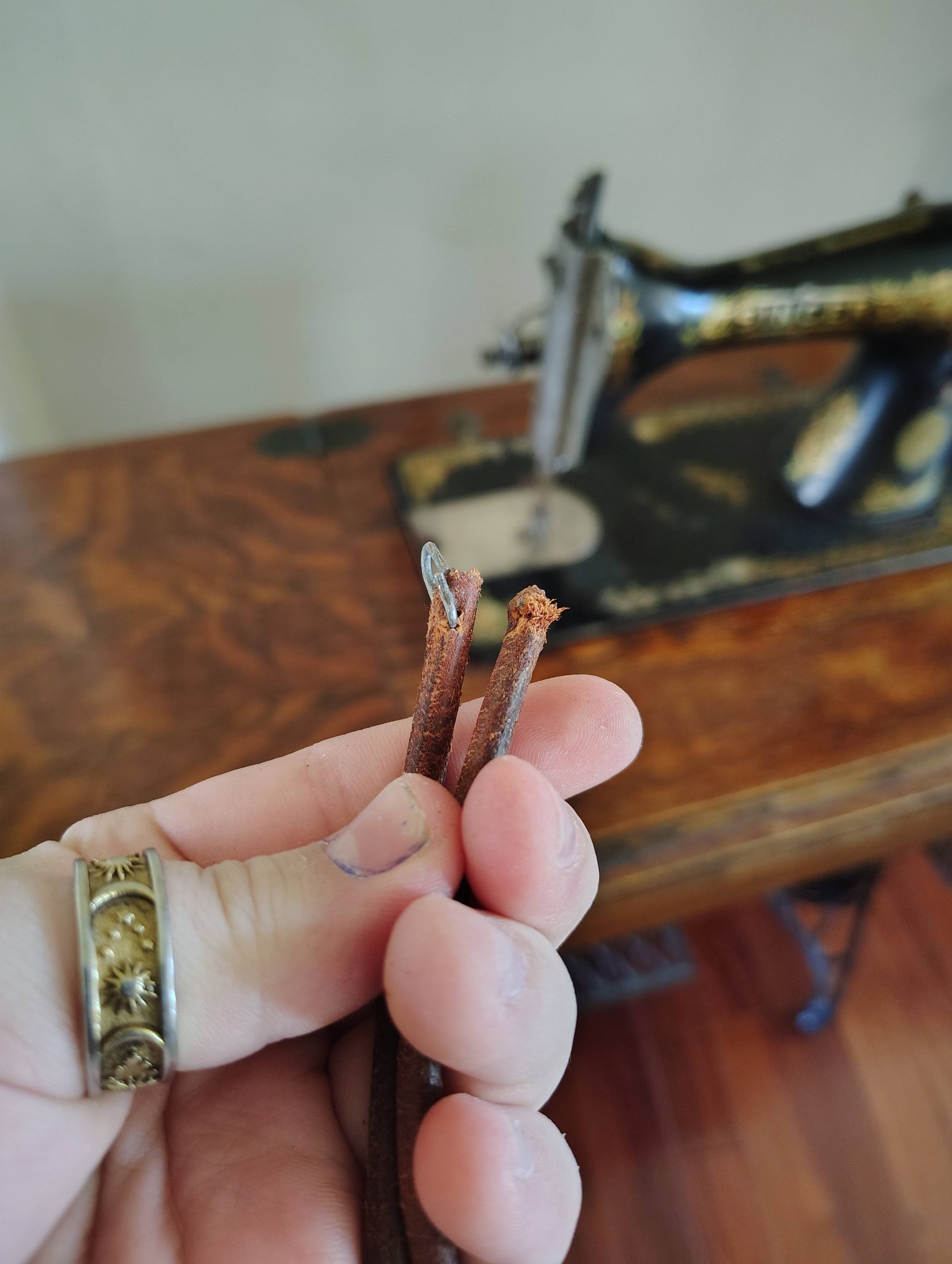 Where to find manual for vintage sewing machine?