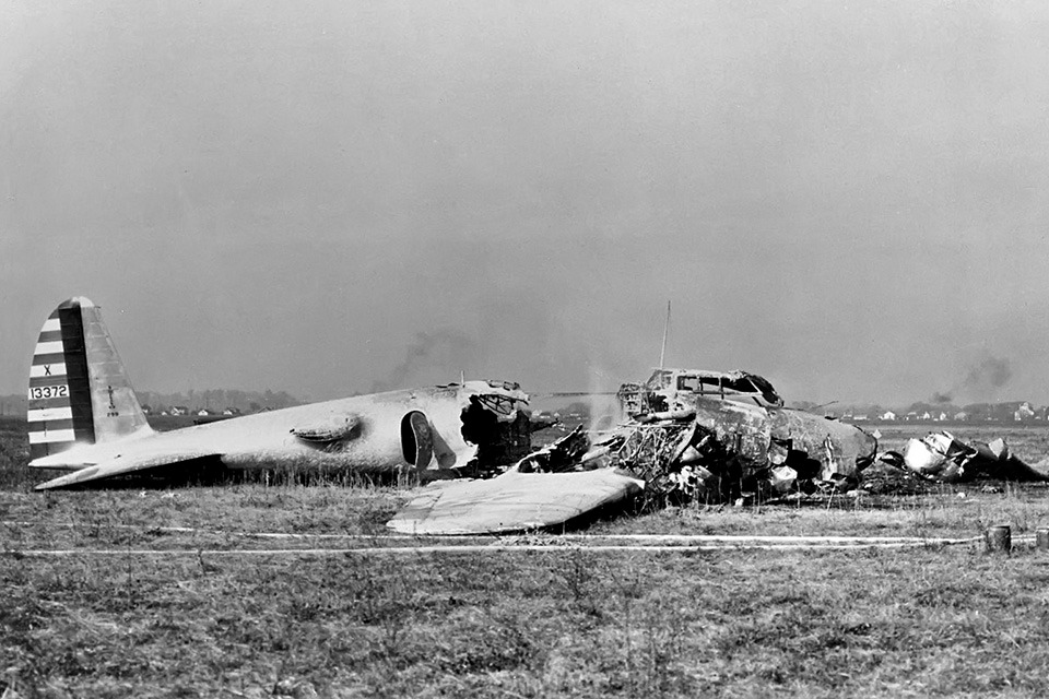 Aviation - October 30, 1935 The prototype Boeing Model 299, the ...