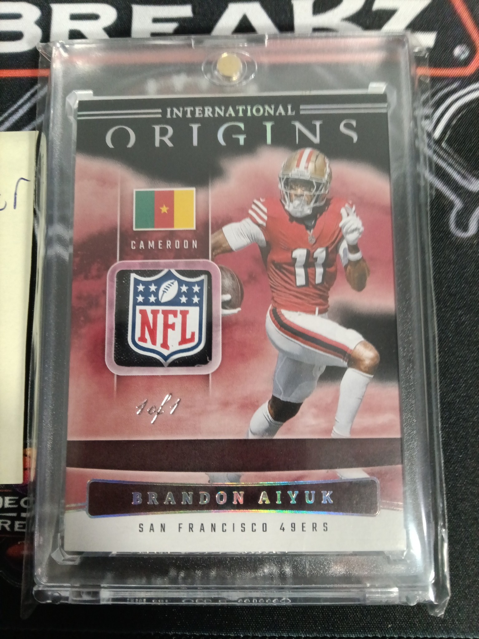 Sports cards for sale display picture 1