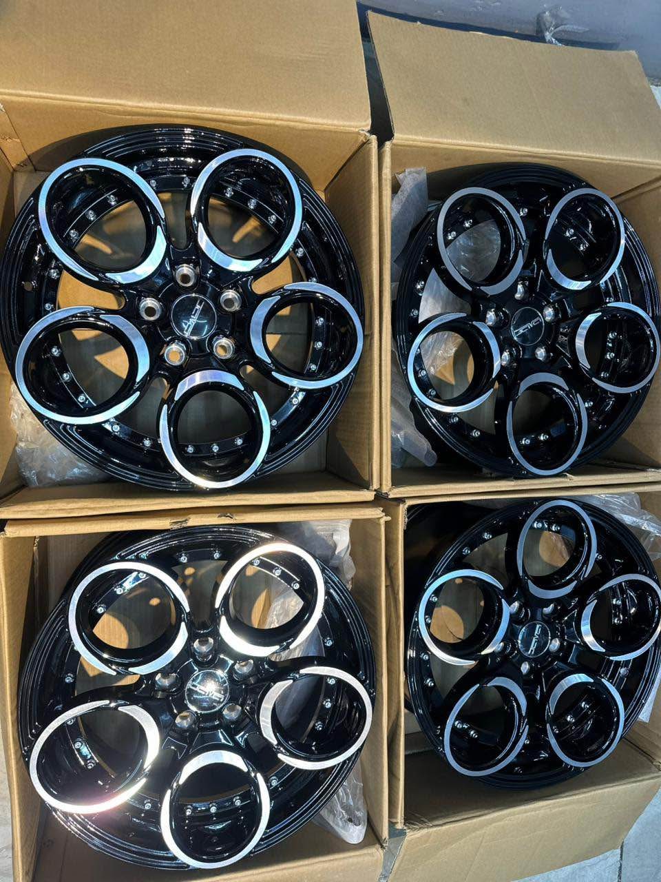 Java 17 inch 5 Hole 114 PCD latest design Alloy wheels Brand new - Car ...