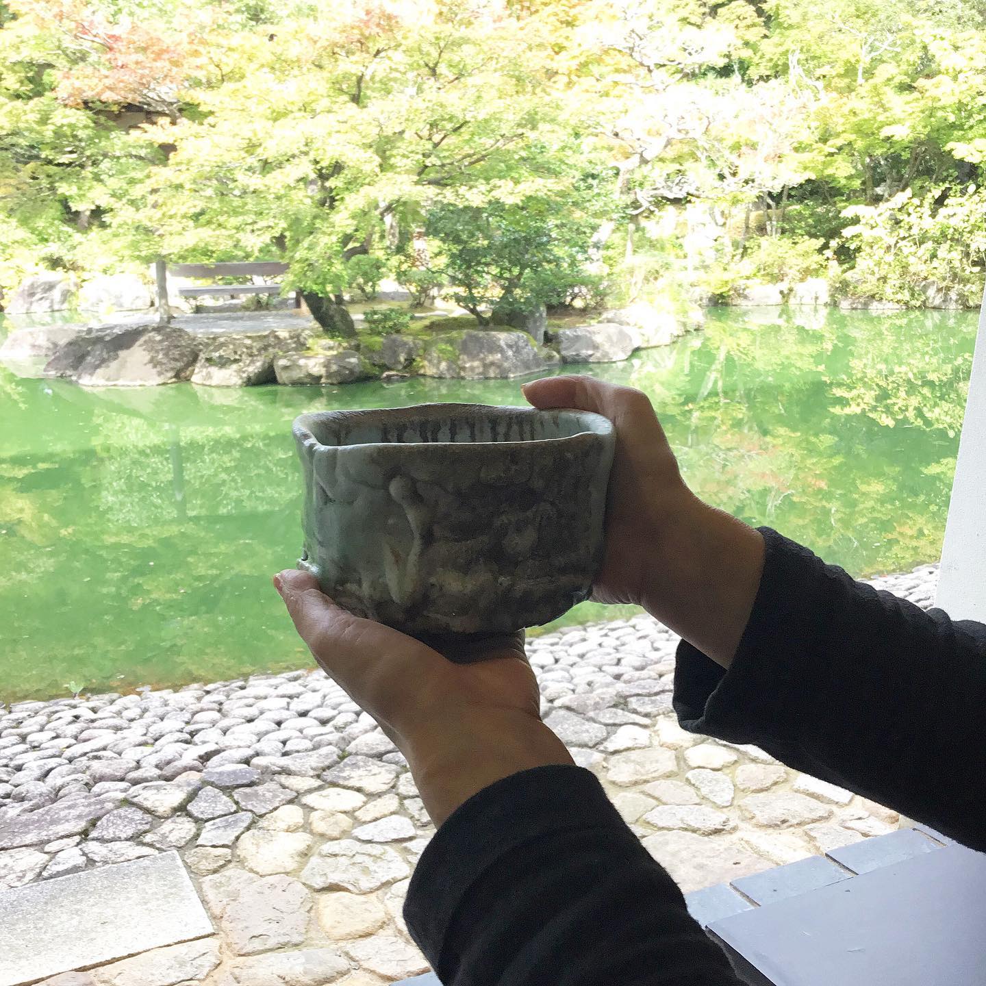 tougeikan 熊野九郎右ヱ門 熊志乃茶碗 福井県陶芸館ロビーにて「越前