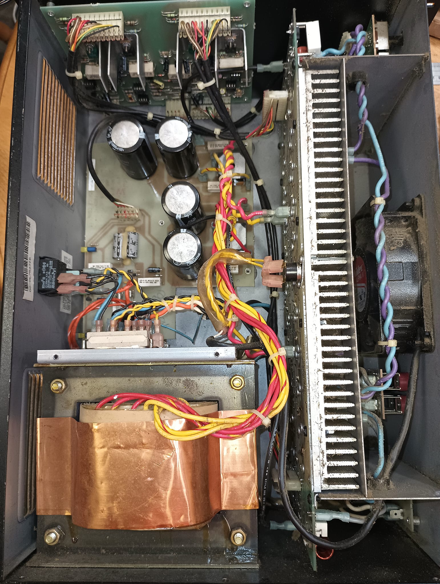 What causes a vacuum tube amp to blow the circuit breaker on power-on?