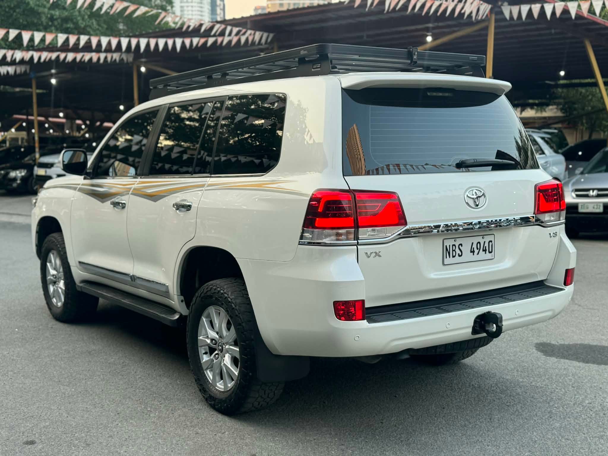 2019 Toyota Land Cruiser LC200 * Model: 2019 Toyota Land Cruiser