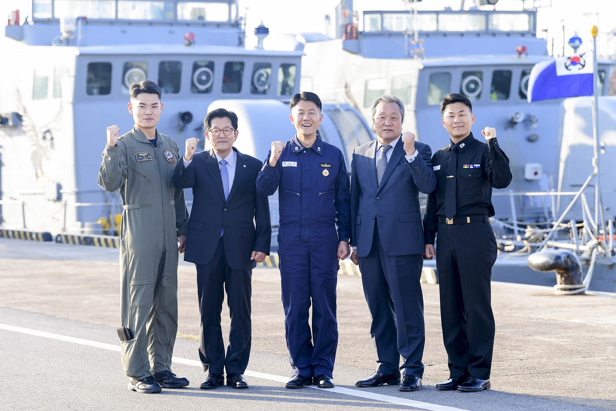 74년 해군의 역사를 이어오고 있는... - 대한민국 해군 Republic Of Korea Navy