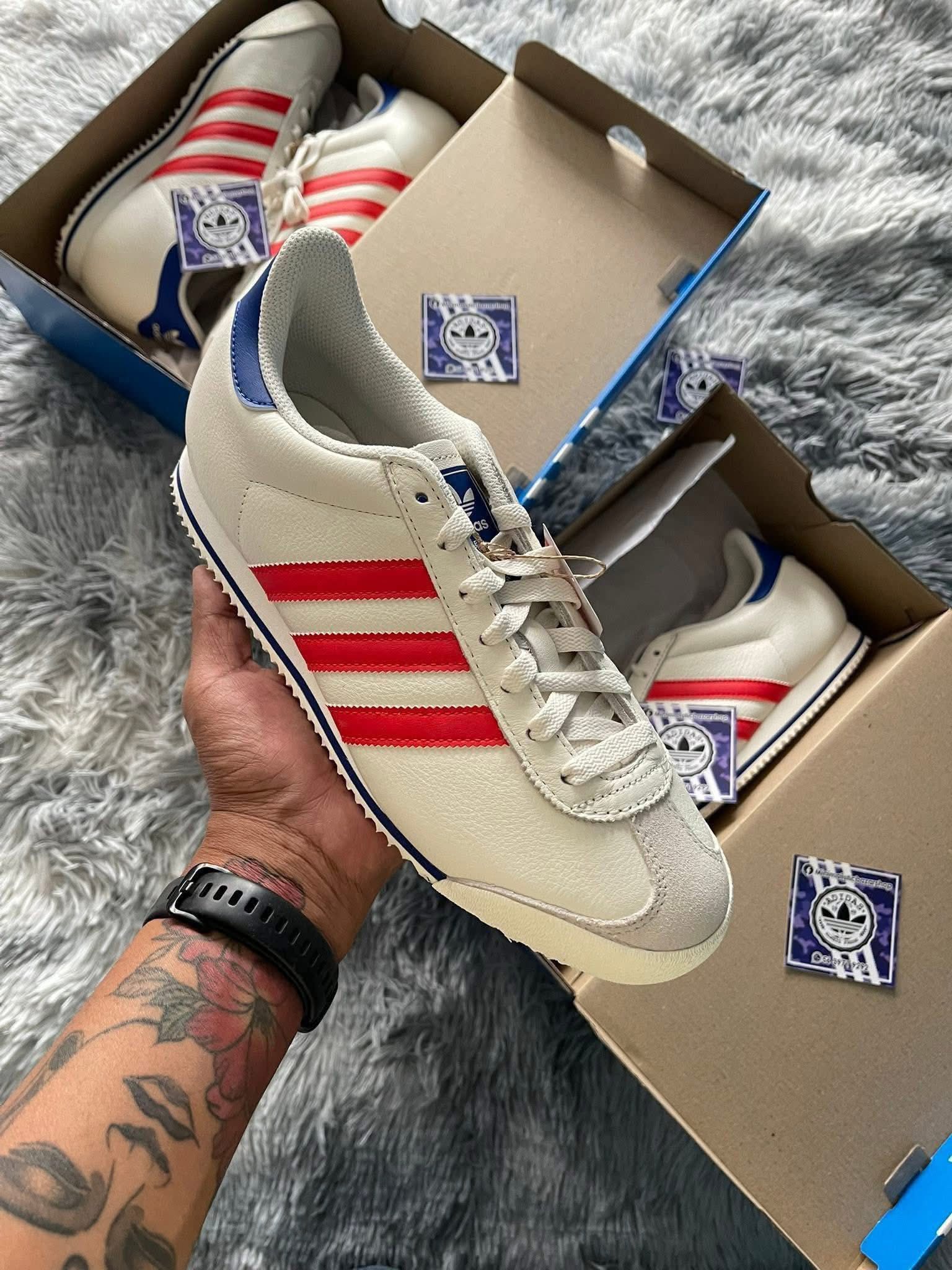 🔺 ADIDAS ORIGINALS K 74
