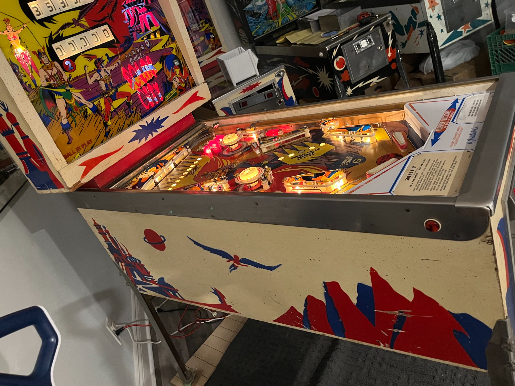 SOLAR CITY PINBALL Machine