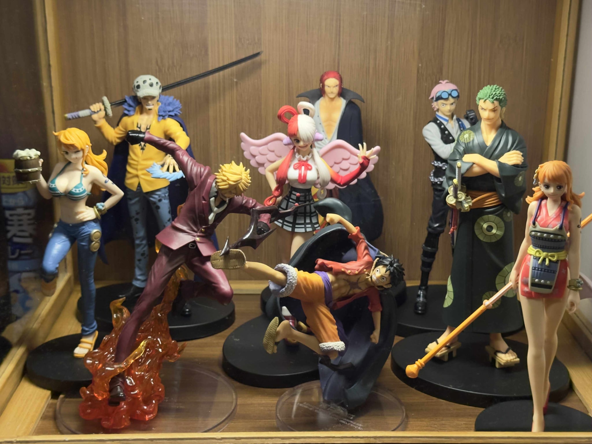 Figurine Bandai One Piece DX The Grandline Lady Vol.3 – Smoker Dans Le Corps De Tashigi